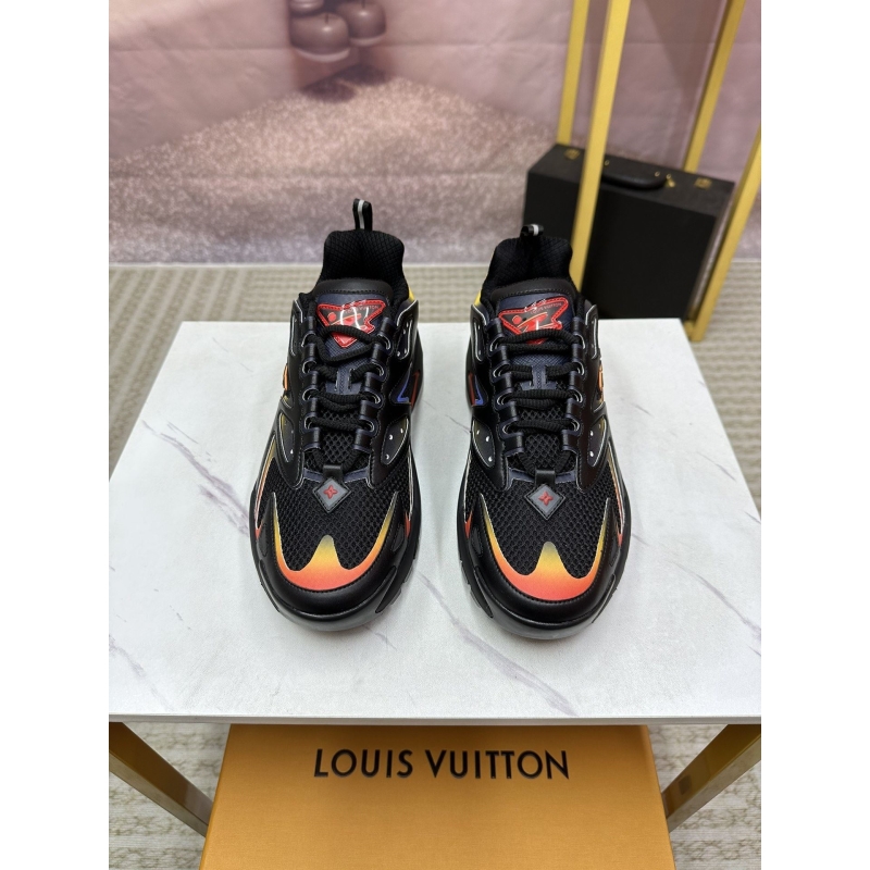 l**is V*t*n sneakers